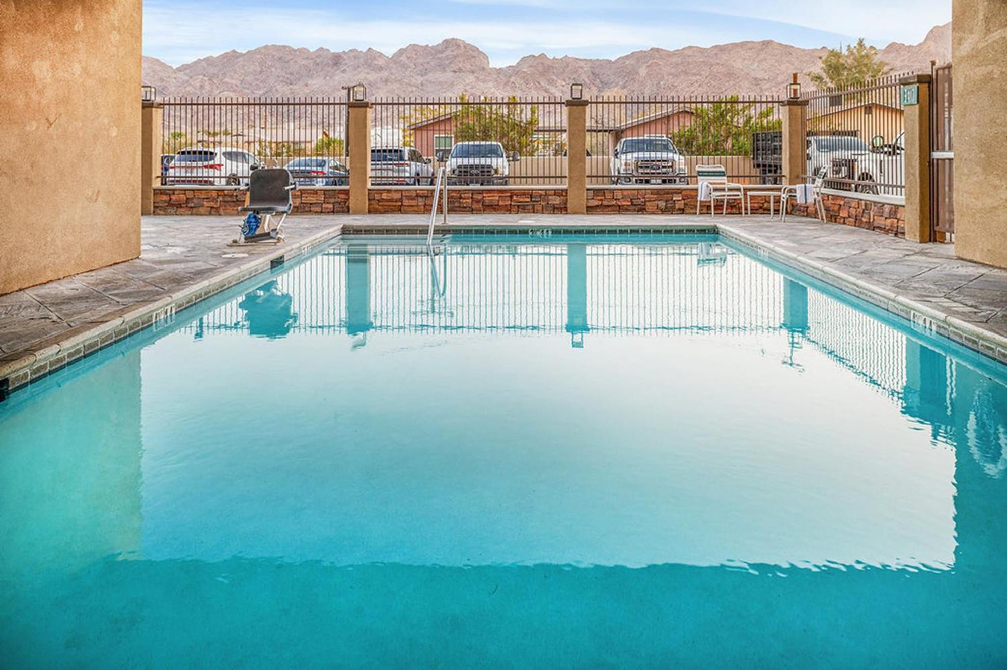 Holiday Inn Express Hotel & Suites Twentynine Palms By Ihg Exterior foto